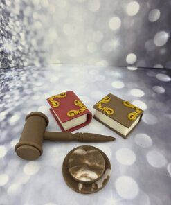 פיסול תלת מימד לעורך דין / שופט - מבצק סוכר אכיל